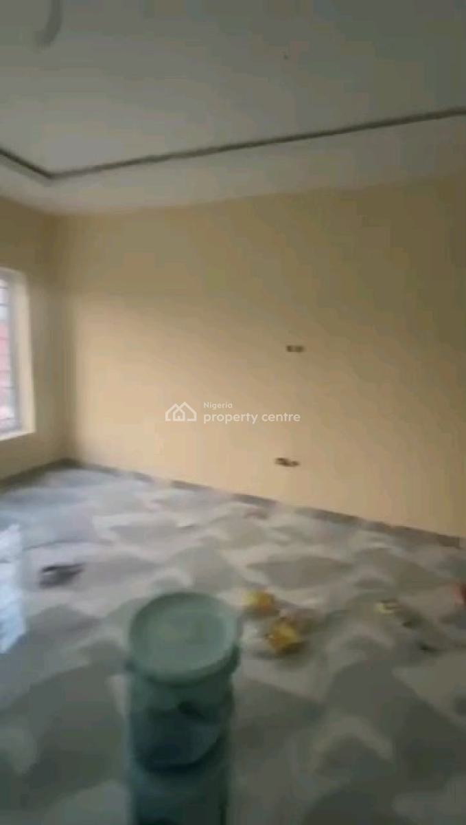 Decent 3 Bedroom Apartment All Room Ensuites (upstairs), Alagomeji, Yaba, Lagos, Flat / Apartment for Rent