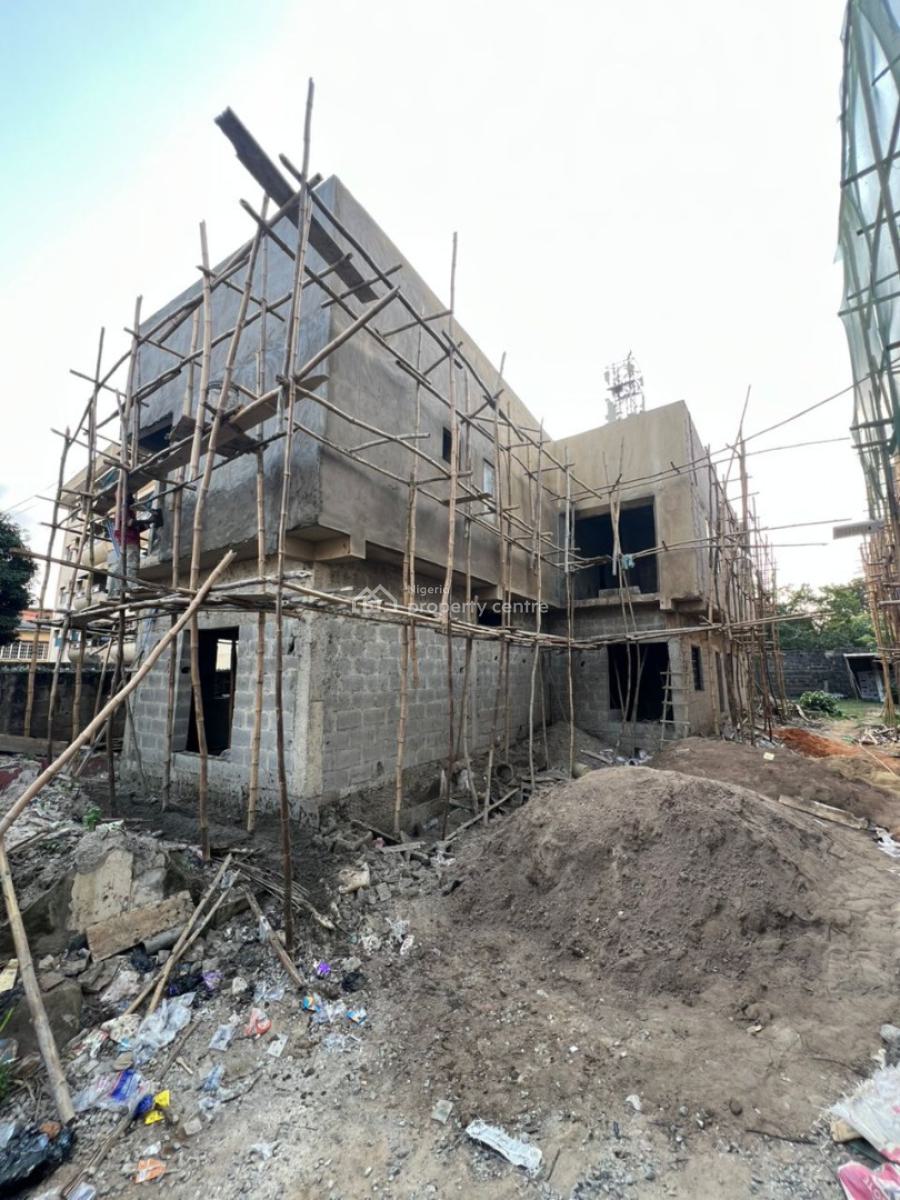 Affordable Studio, One, Two Bedroom Apartment Long Lease, Obanikoro, Shomolu, Lagos, Flat / Apartment for Sale