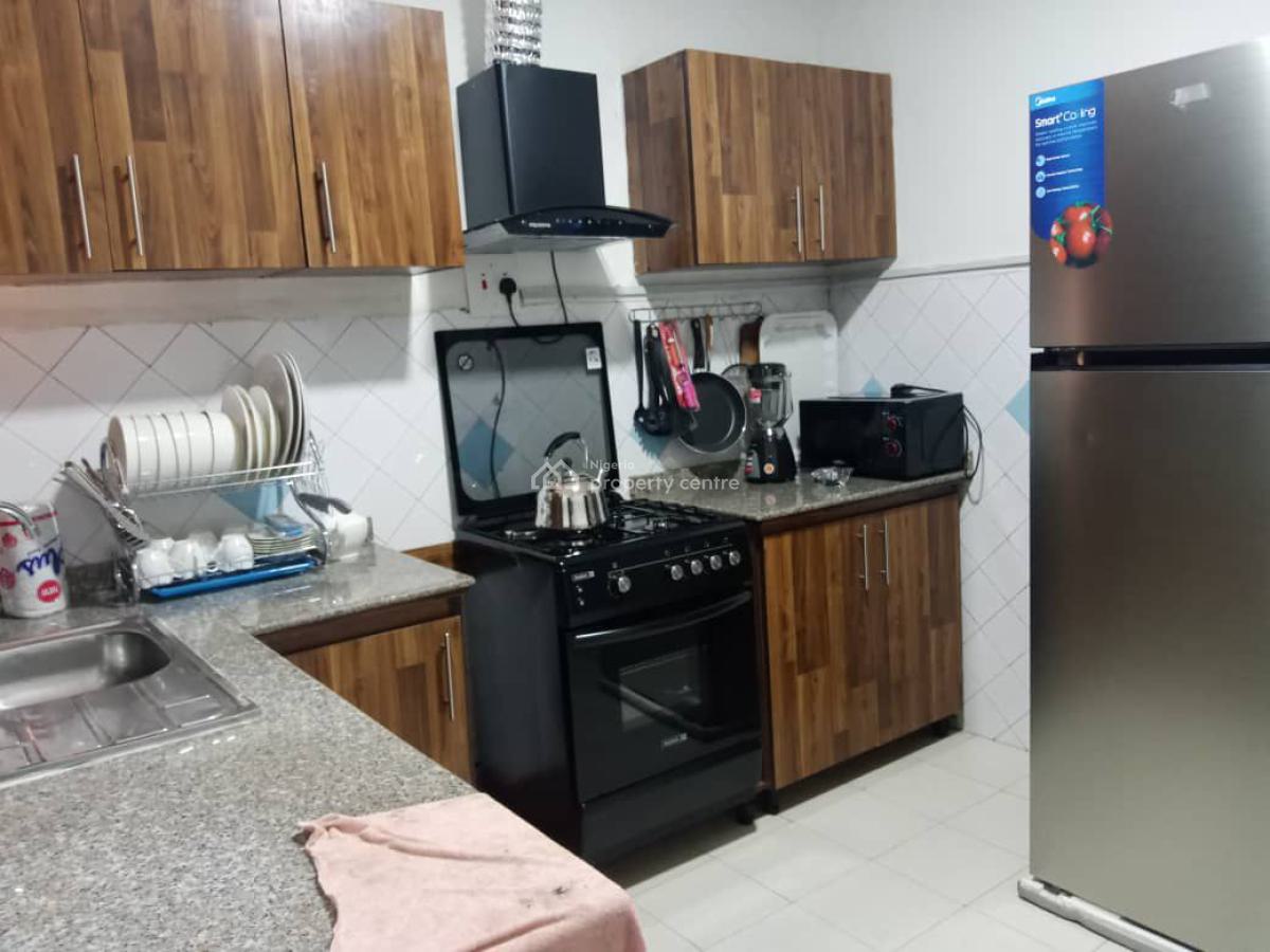 Fully Furnished 2bedrooms Bungalow, Tarred Road, Maitama District, Abuja, Detached Bungalow for Rent