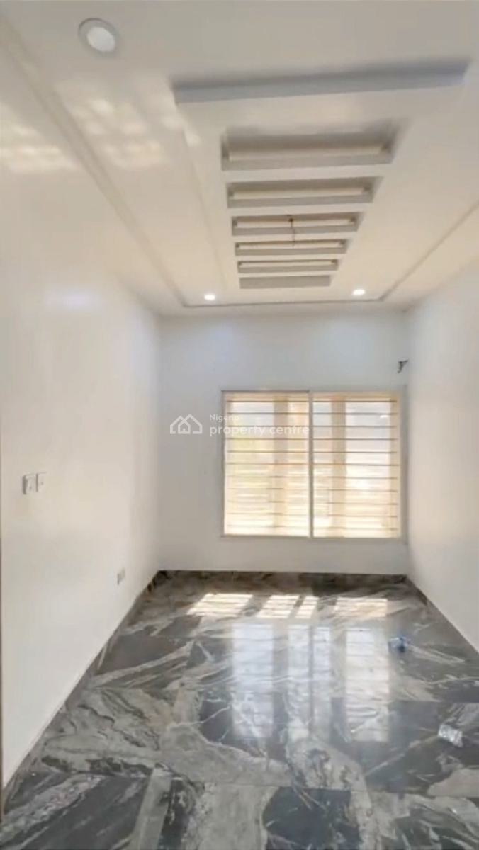 3bedrooms Terrace Duplex with Bq, Gilmore, Tarred Road, Jahi, Abuja, Terraced Duplex for Rent