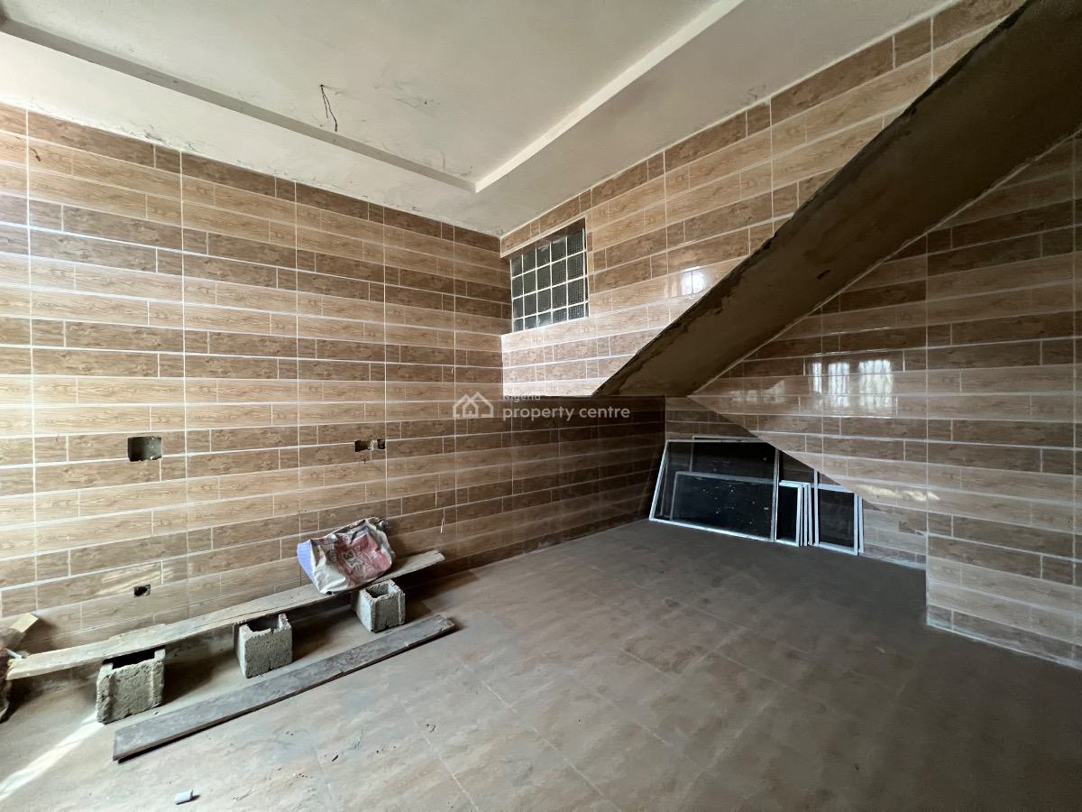 Newly Built 4-bedroom Terrace House with Bq at Asokoro, Abuja, Hamza Abdullahi Close, Asokoro District, Abuja, Terraced Duplex for Sale