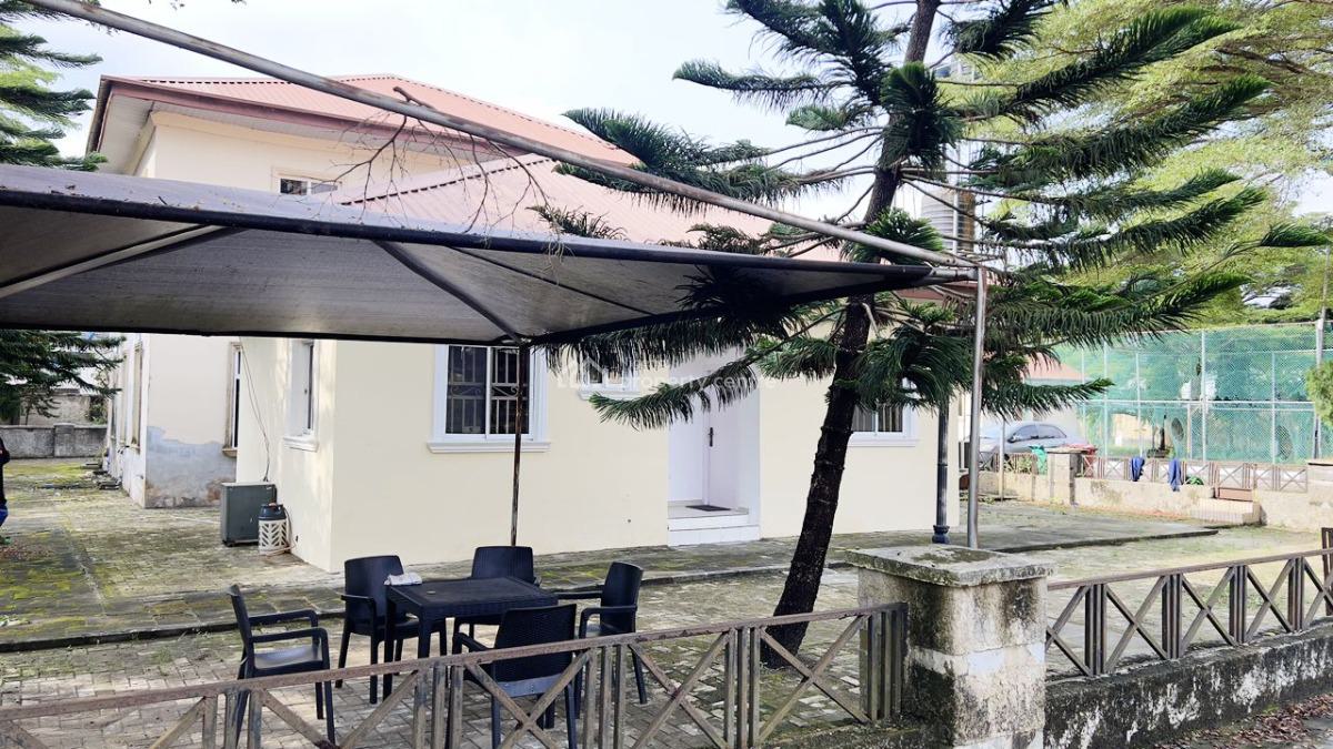 Luxury 2 Bedroom Flat with Exellent Facility, 13, Silverlake, Peninsular Gardens Estate, Behind Blenco Supermarket, Sangotedo, Ajah, Lagos, Flat / Apartment Short Let