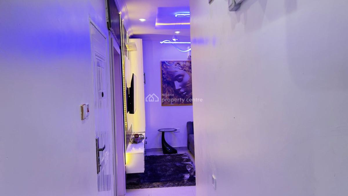 Luxury 2 Bedroom Flat with Exellent Facility, 13, Silverlake, Peninsular Gardens Estate, Behind Blenco Supermarket, Sangotedo, Ajah, Lagos, Flat / Apartment Short Let