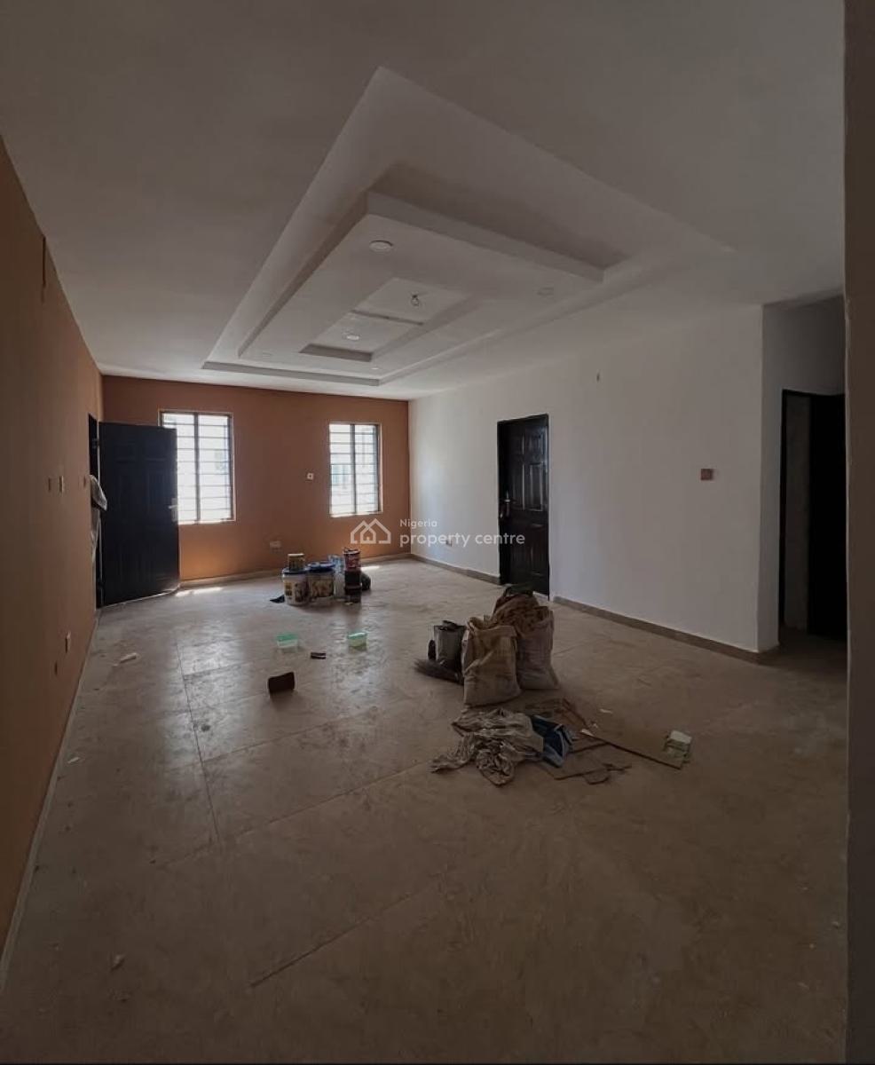 Spacious 3 Bed Apartment, Ologolo, Lekki, Lagos, Flat / Apartment for Rent