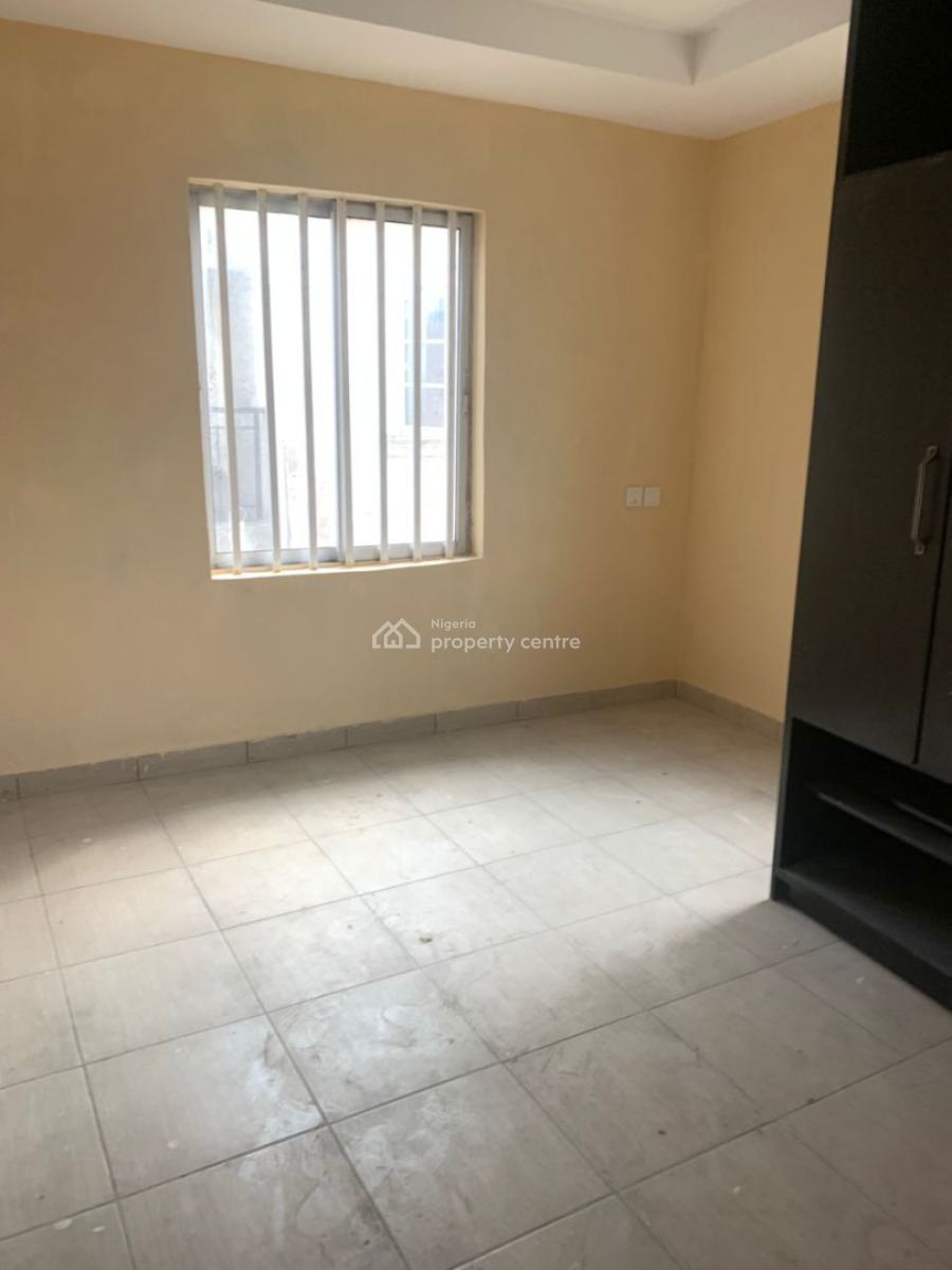 2 Bedroom Apartment, Ilaje, Ajah, Lagos, Flat / Apartment for Rent