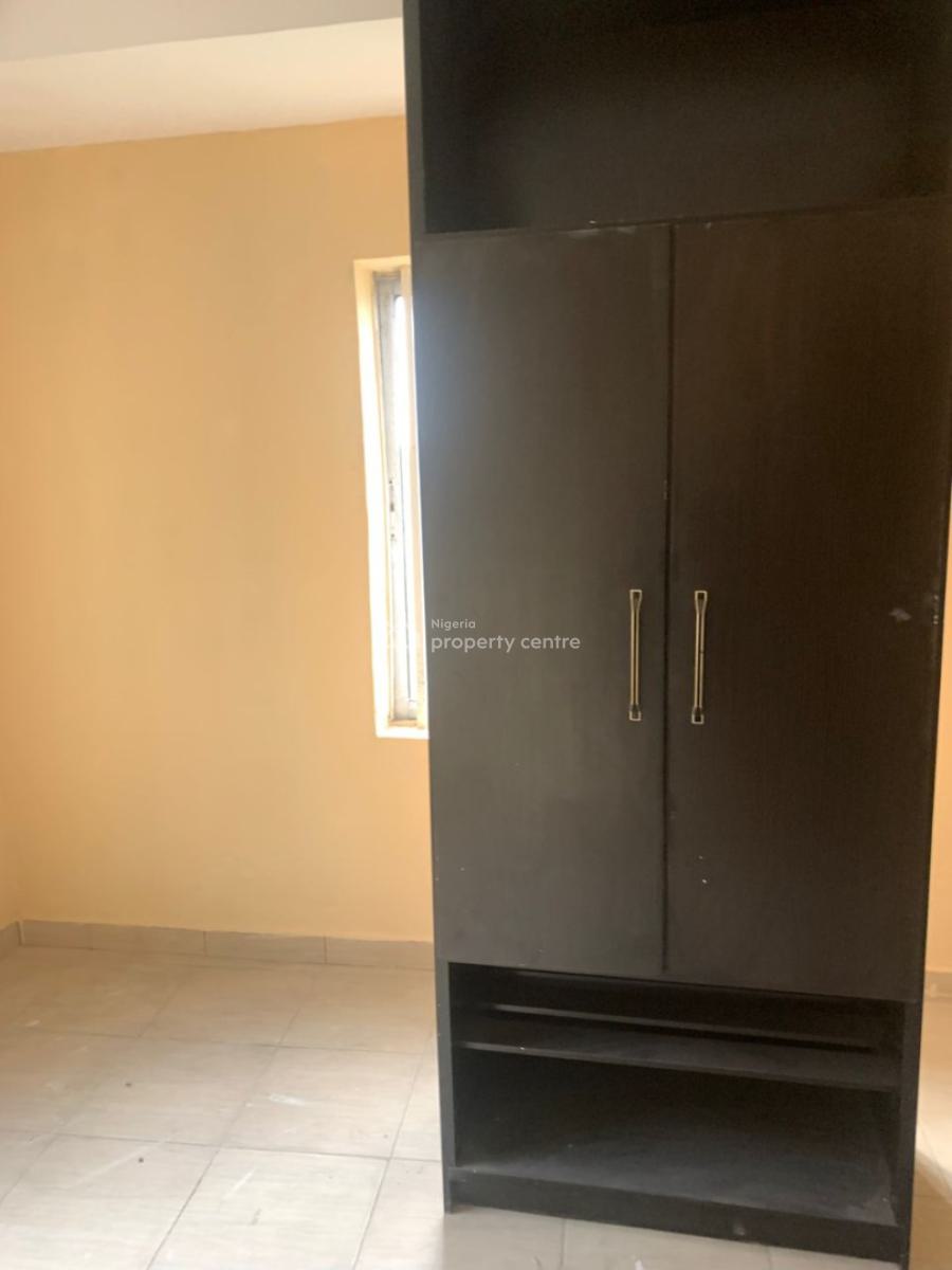 2 Bedroom Apartment, Ilaje, Ajah, Lagos, Flat / Apartment for Rent
