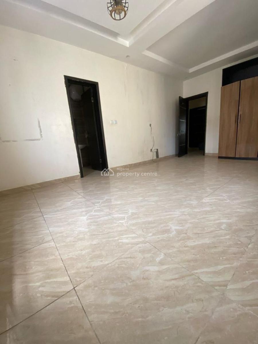 Clean and Well Renovated 4 Bedroom Duplex in Osapa, By Amala4real Opp Victory Park Estate, Osapa, Lekki, Lagos, Detached Duplex for Rent