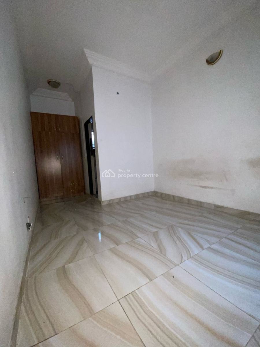 Clean and Well Renovated 4 Bedroom Duplex in Osapa, By Amala4real Opp Victory Park Estate, Osapa, Lekki, Lagos, Detached Duplex for Rent