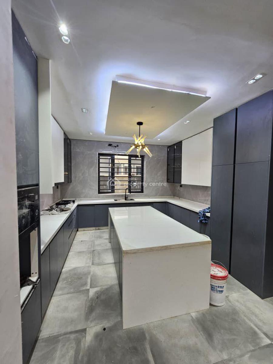 Magnificently Built 6 Mansion Plus Bq in a Serene Location., Beautifully Designed Mansion with Bq in a Serene Neighborhood, Ikeja Gra, Ikeja, Lagos, Detached Duplex for Sale