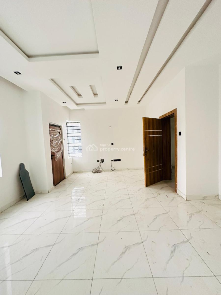 Spaciously Built 4 Bedroom Fully Detached Duplex with Bq, Magodo, Lagos, Detached Duplex for Sale