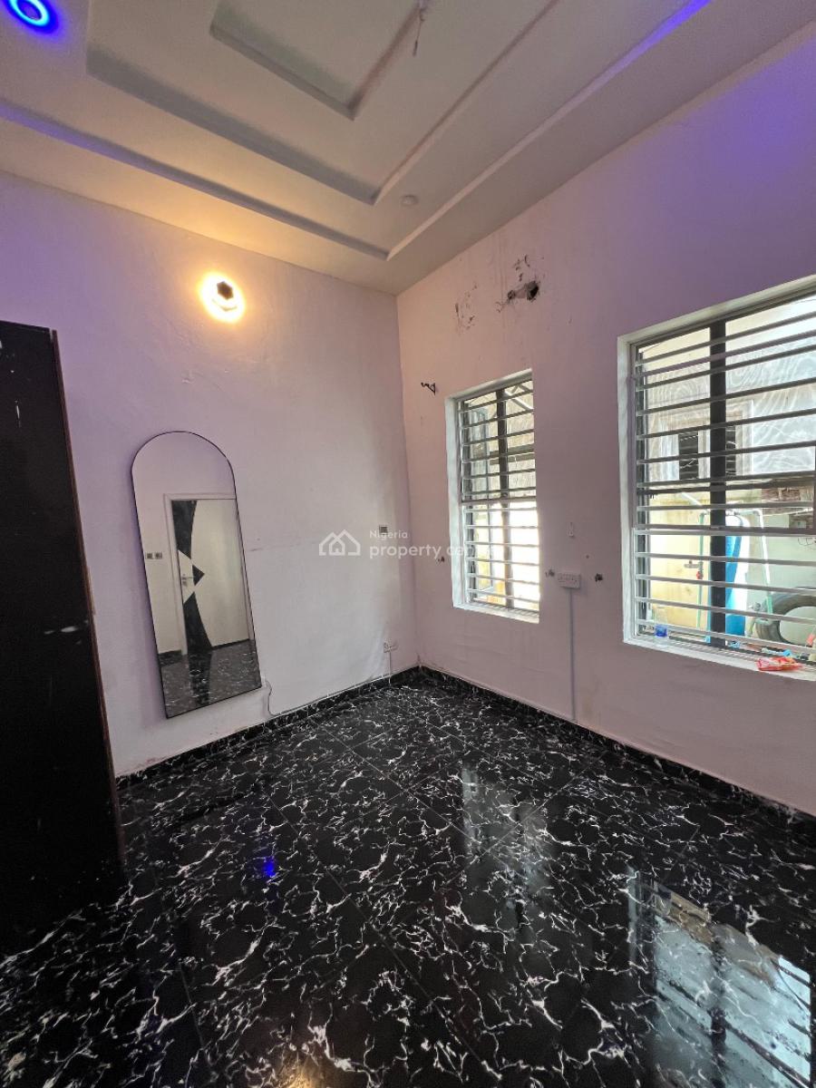 Room in a Duplex, Ikota Villa Estate, Lekki, Lagos, Self Contain (single Rooms) for Rent