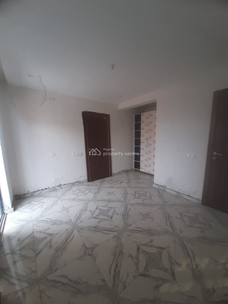 2, Before Chevron Drive 2nd Toll Gate Axis, Ologolo, Lekki, Lagos, Flat / Apartment for Sale