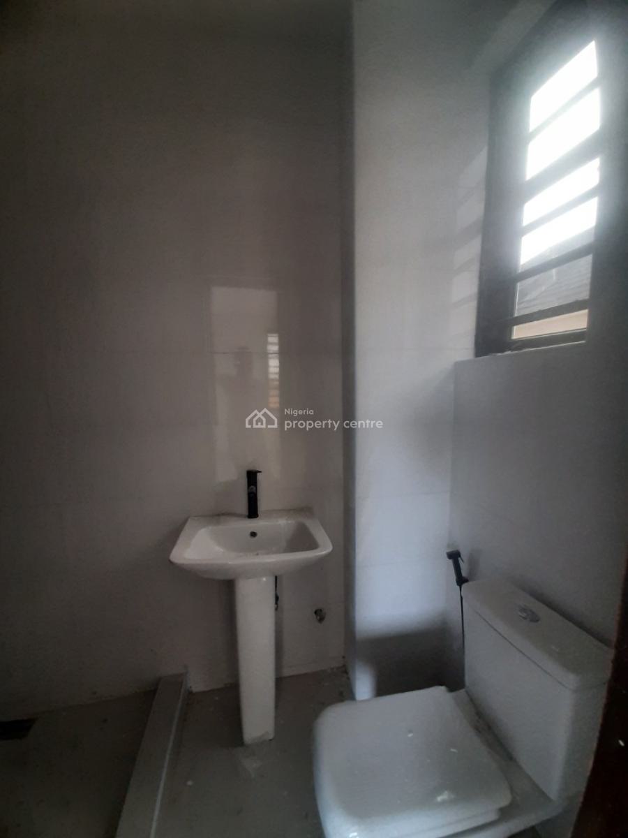 2, Before Chevron Drive 2nd Toll Gate Axis, Ologolo, Lekki, Lagos, Flat / Apartment for Sale