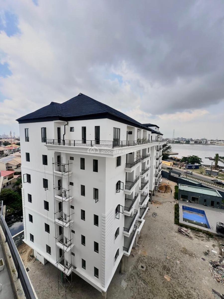 Exquisite 3 Bedroom Apartment with Boys Quarters, Elevator and Gym, Lekki Phase 1, Lekki, Lagos, Flat / Apartment for Sale