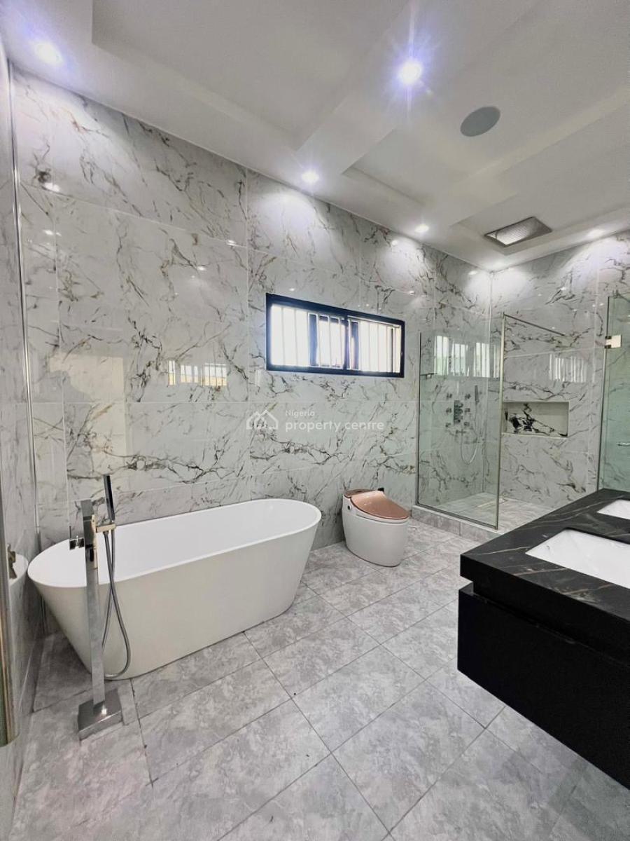 Luxury 6 Bedroom Fully Detached House with 2 Rooms Bq, Lekki Phase 1, Lekki, Lagos, Detached Duplex for Sale