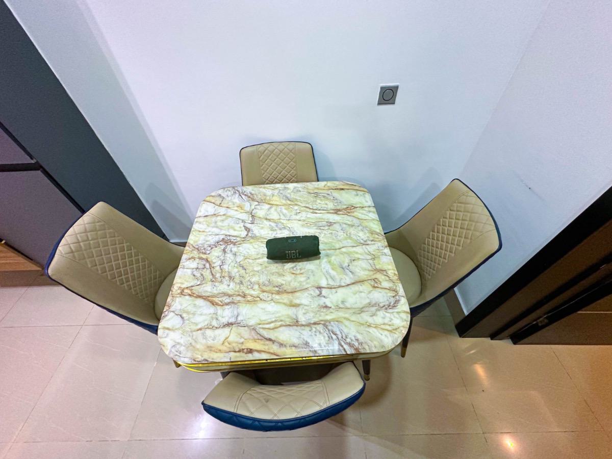 1 Bedroom Apartment at Lekki Phase 1, Lekki Phase 1, Lekki, Lagos, Flat / Apartment Short Let