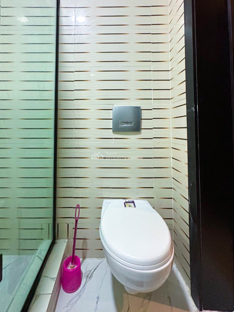 1 Bedroom Apartment at Lekki Phase 1, Lekki Phase 1, Lekki, Lagos, Flat / Apartment Short Let