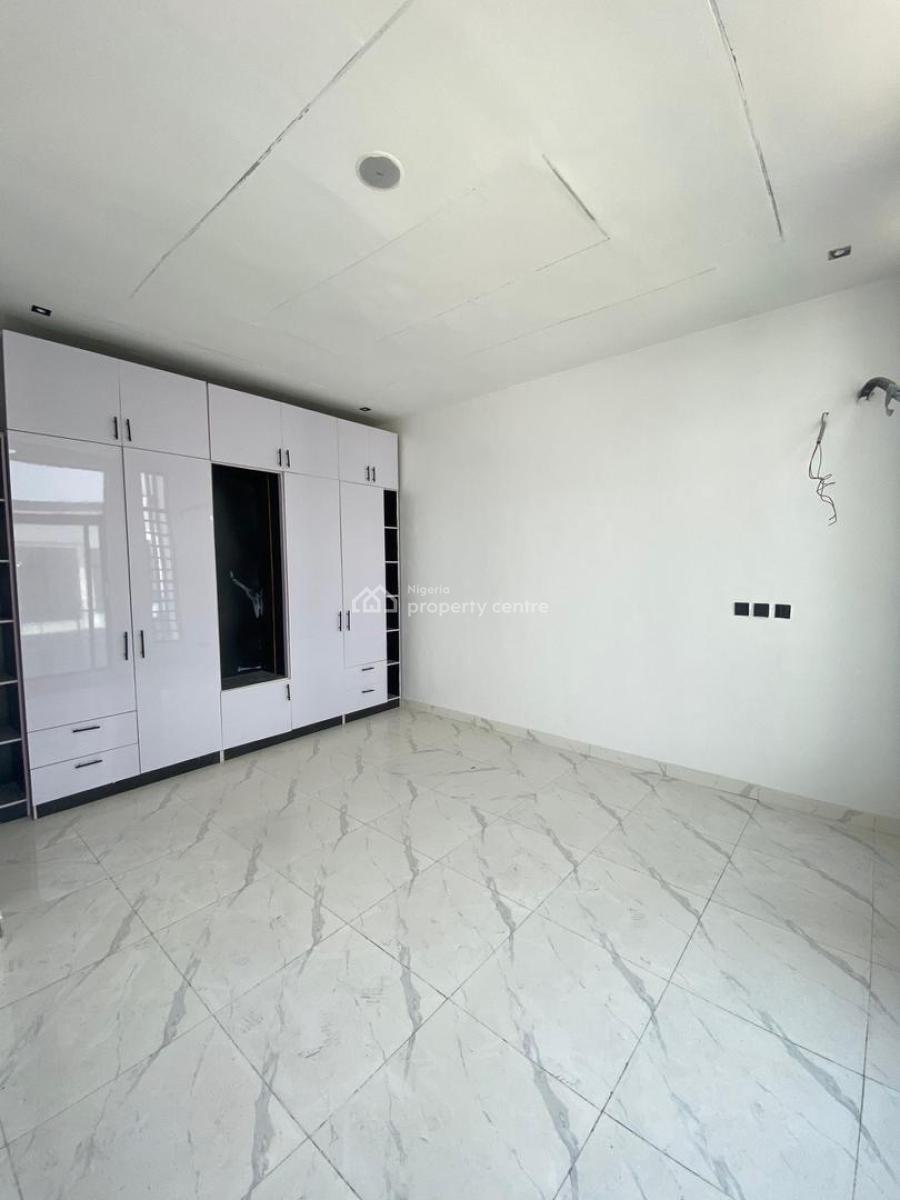 Well-built and Spacious 4 Bedroom Terrace Duplex, Ikota, Lekki, Lagos, Terraced Duplex for Sale