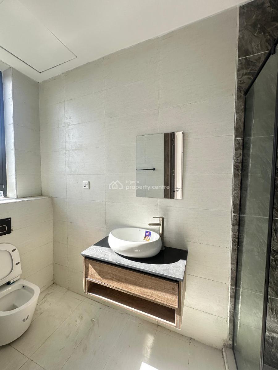 Outstanding Luxury Spacious 2 Bedroom Apartment with Elevator, Ikate Elegushi, Lekki, Lagos, Flat / Apartment for Sale