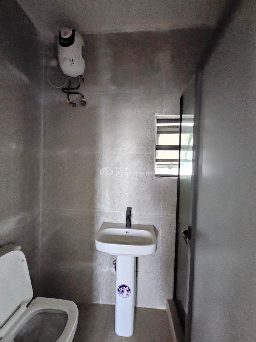 Well-built Luxury Spacious 2 Bedroom Apartment, Ikate Elegushi, Lekki, Lagos, Flat / Apartment for Sale