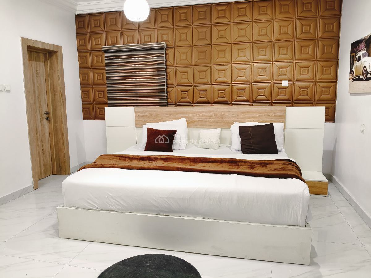 Exquisite Mini Flat (room & Parlour) Apartment, Lekki Enclave Road, Ikate, Lekki, Lagos, Mini Flat (room and Parlour) Short Let