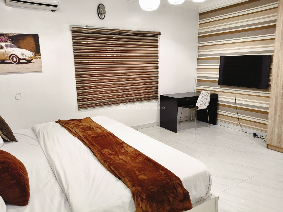 Exquisite Mini Flat (room & Parlour) Apartment, Lekki Enclave Road, Ikate, Lekki, Lagos, Mini Flat (room and Parlour) Short Let