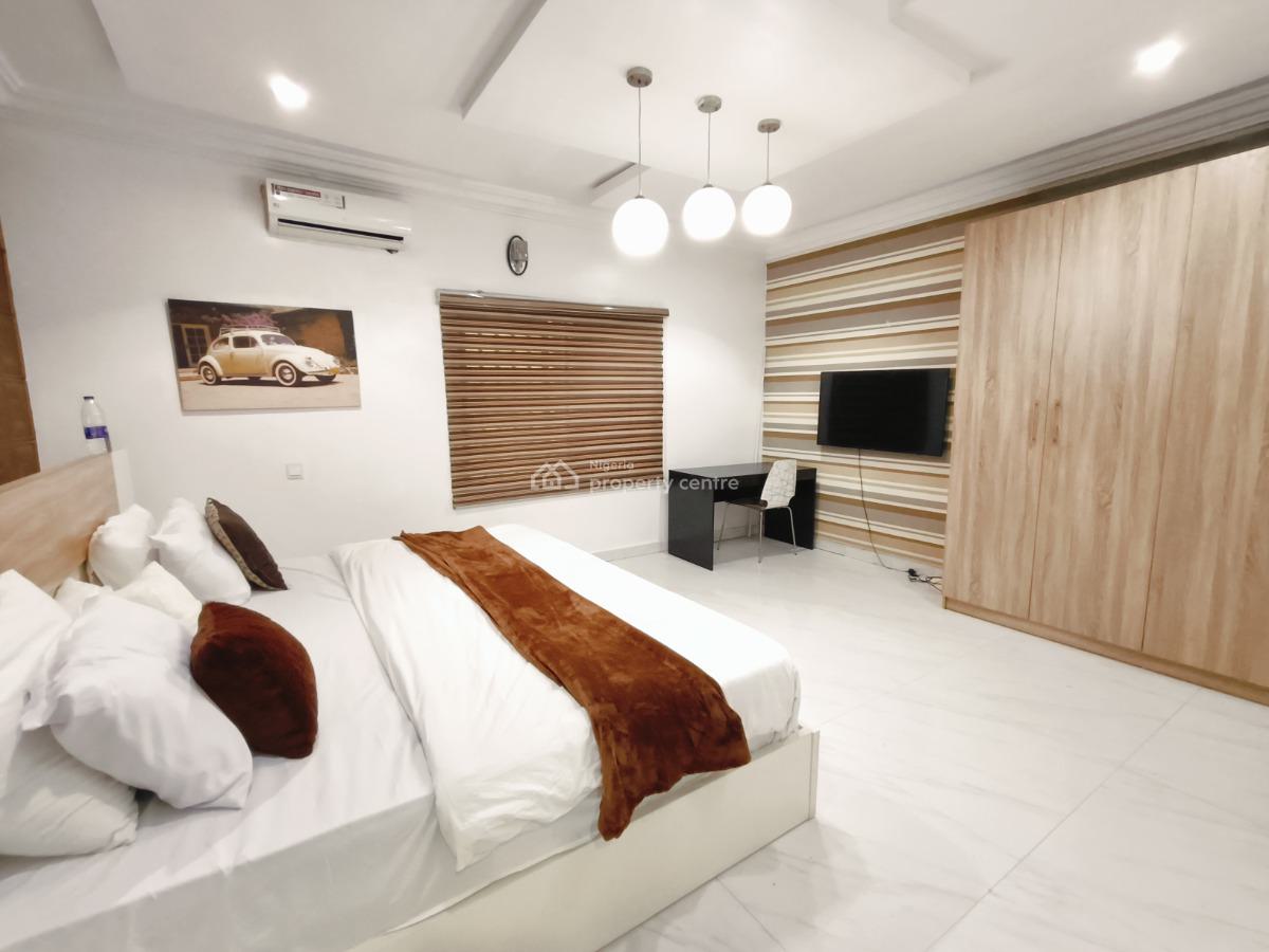 Exquisite Mini Flat (room & Parlour) Apartment, Lekki Enclave Road, Ikate, Lekki, Lagos, Mini Flat (room and Parlour) Short Let