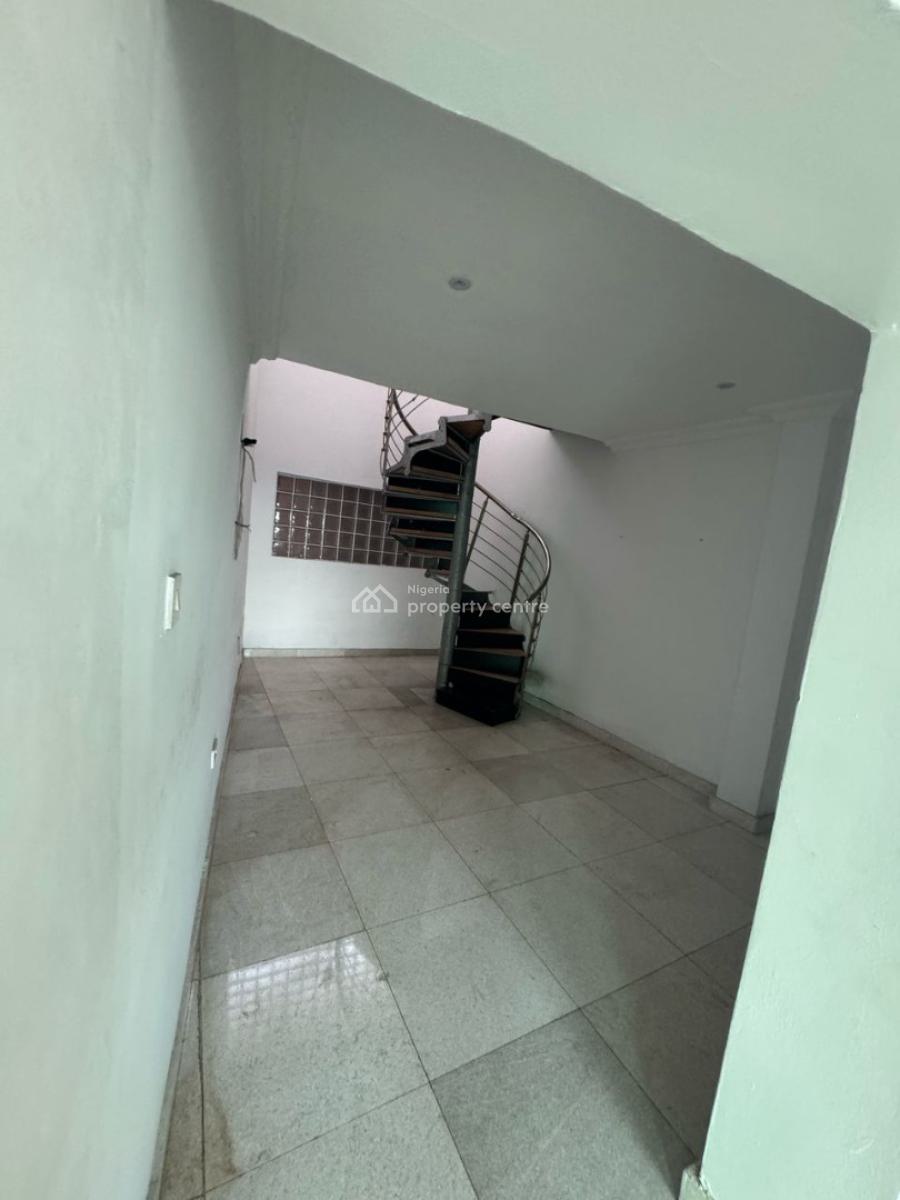 Waterfront 3 Bedroom Maisonette with Gym, Swimming Pool & Bq, Ikoyi, Lagos, Flat / Apartment for Rent