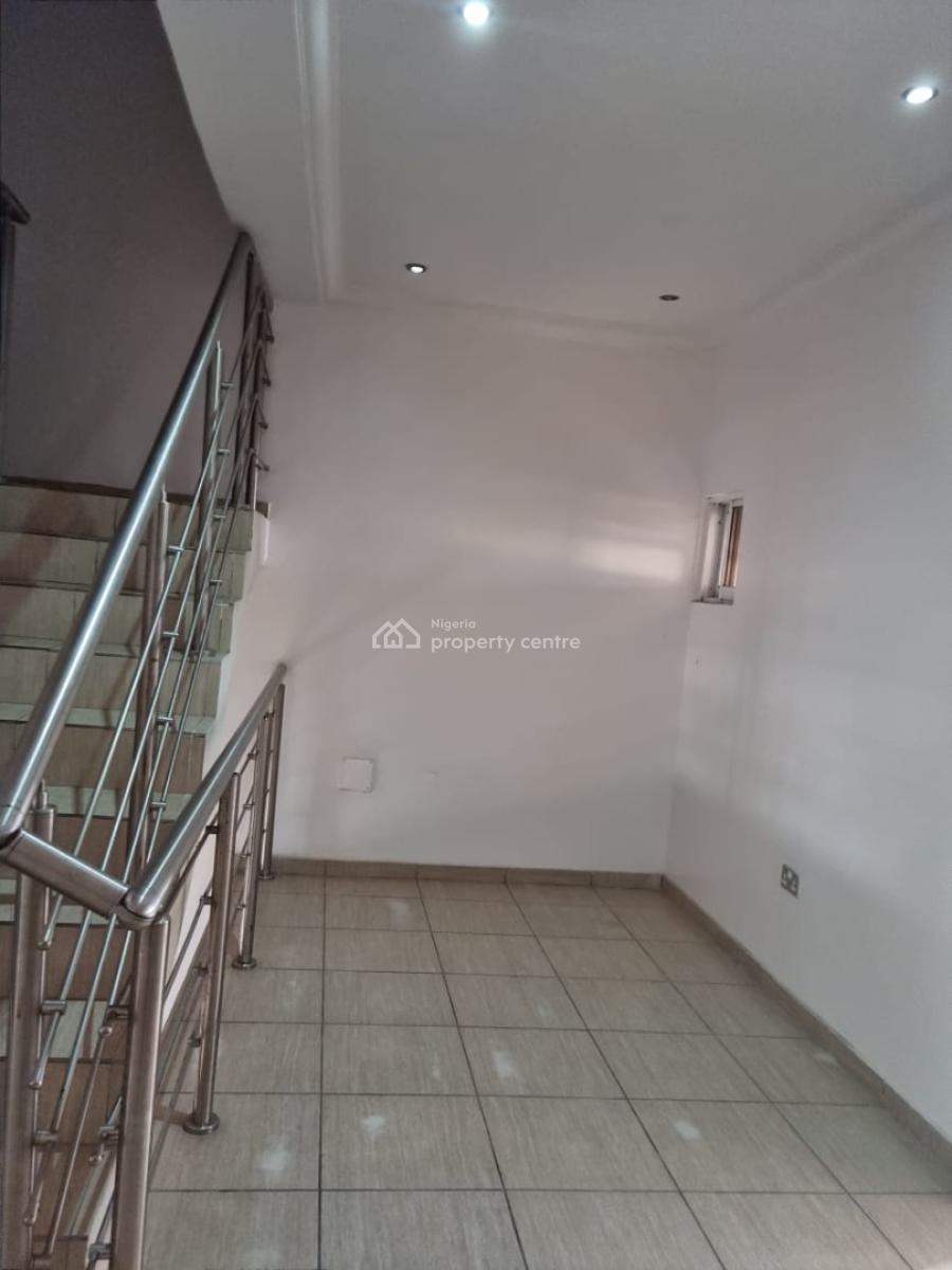 4 Bedrooms Terrace Duplex with a Bq at Osapa, Osapa, Lekki, Lagos, Terraced Duplex for Rent