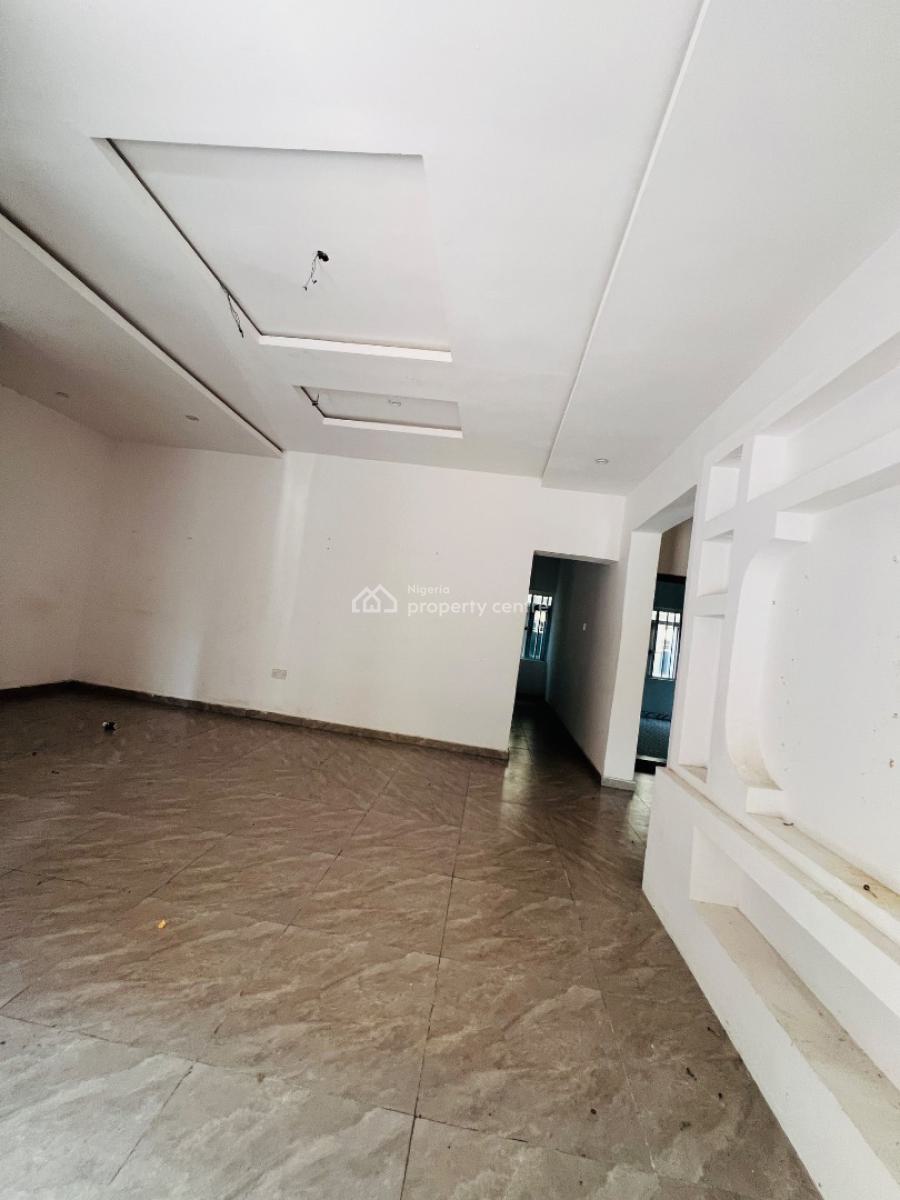 2 Bedroom Apartment in a Good Neighborhood, Very to Express, Ologufe, Awoyaya, Ibeju Lekki, Lagos, Flat / Apartment for Rent