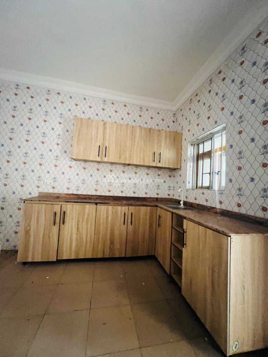 2 Bedroom Apartment in a Good Neighborhood, Very to Express, Ologufe, Awoyaya, Ibeju Lekki, Lagos, Flat / Apartment for Rent