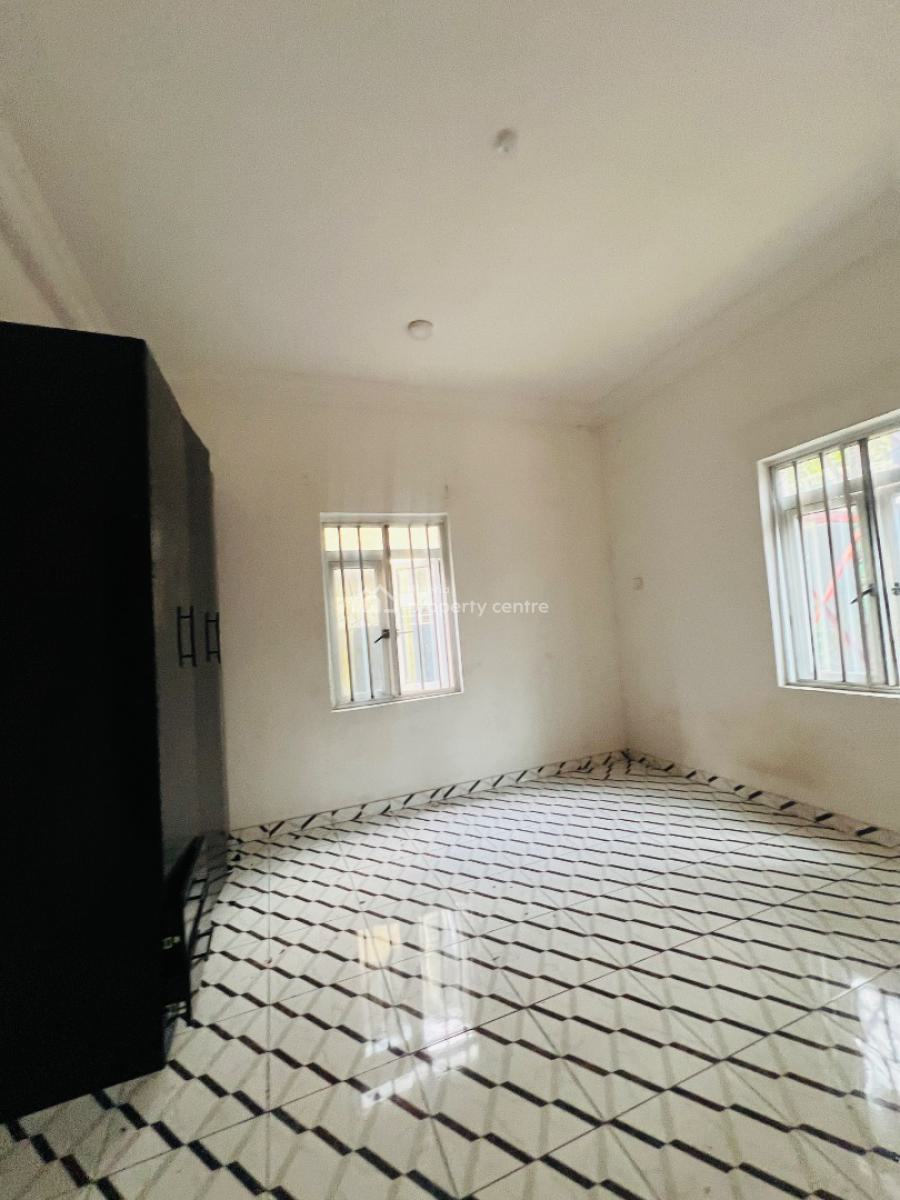 2 Bedroom Apartment in a Good Neighborhood, Very to Express, Ologufe, Awoyaya, Ibeju Lekki, Lagos, Flat / Apartment for Rent