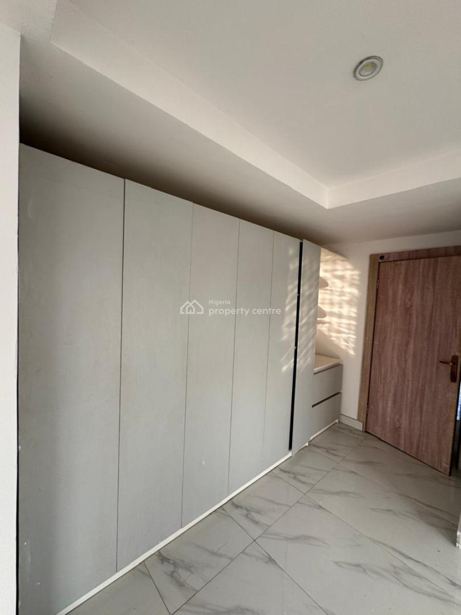 3 Bedroom Apartment with Elevator, Gym & Swimming Pool, Ikoyi, Lagos, Flat / Apartment for Rent