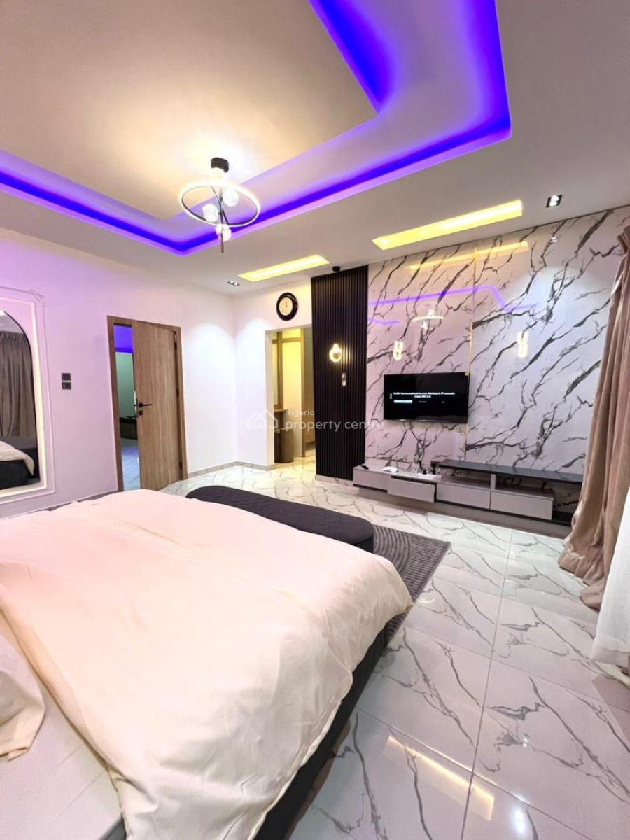 -a Brand New Luxury 3 Bedroom with 2 Balconies, Swimming Pool, Snooker, Lekki Phase 1, Lekki, Lagos, Flat / Apartment Short Let