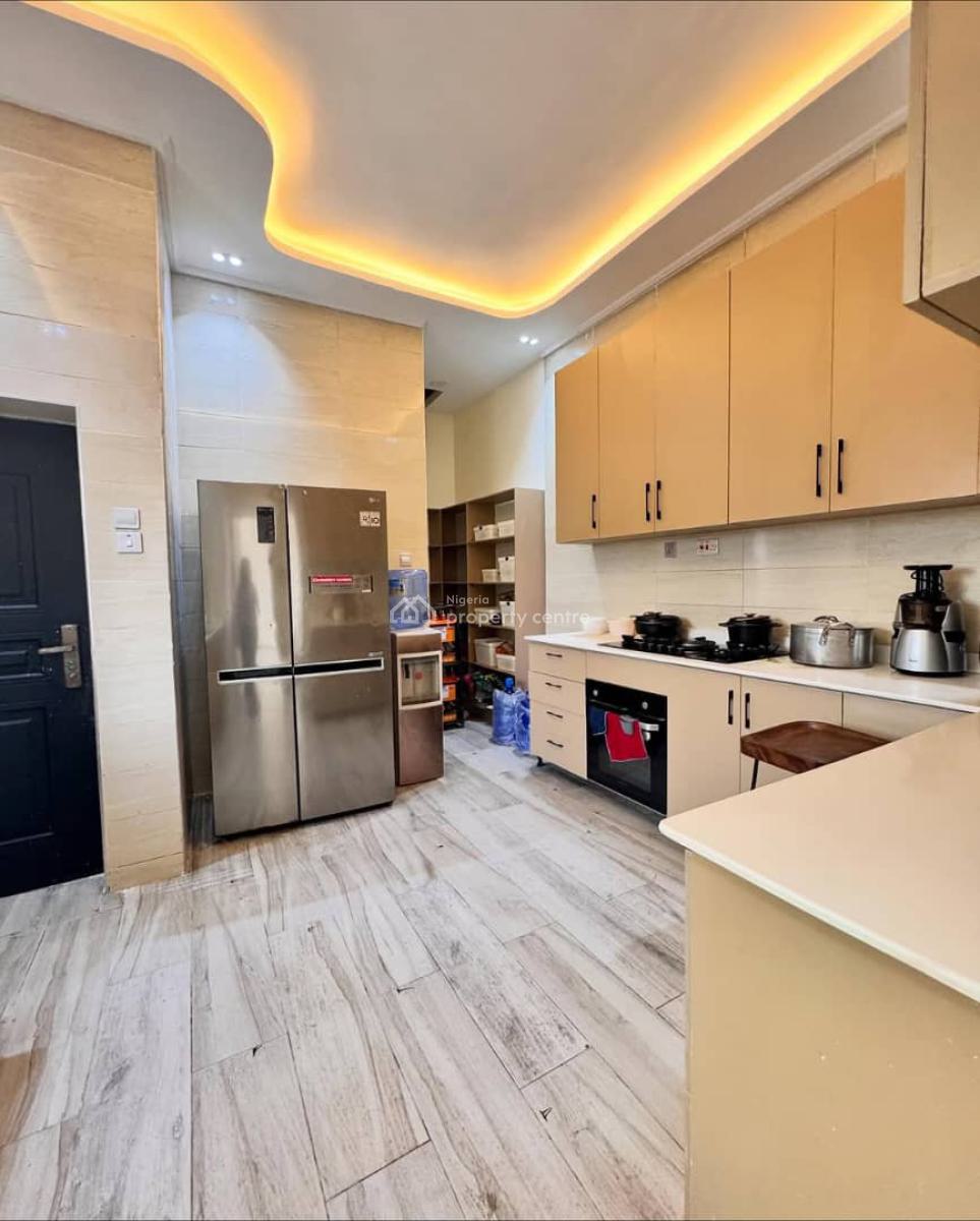 Lovely Spacious 3bedroom Apartment, Old Ikoyi, Old Ikoyi, Ikoyi, Lagos, Flat / Apartment for Sale