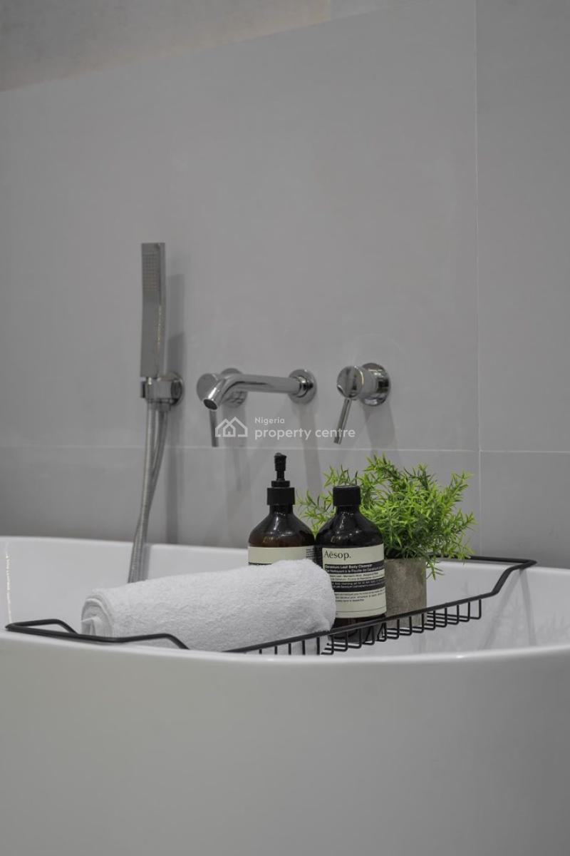 3 Bedroom Luxurious Penthouse Apartment, Ikoyi, Lagos, Flat / Apartment Short Let