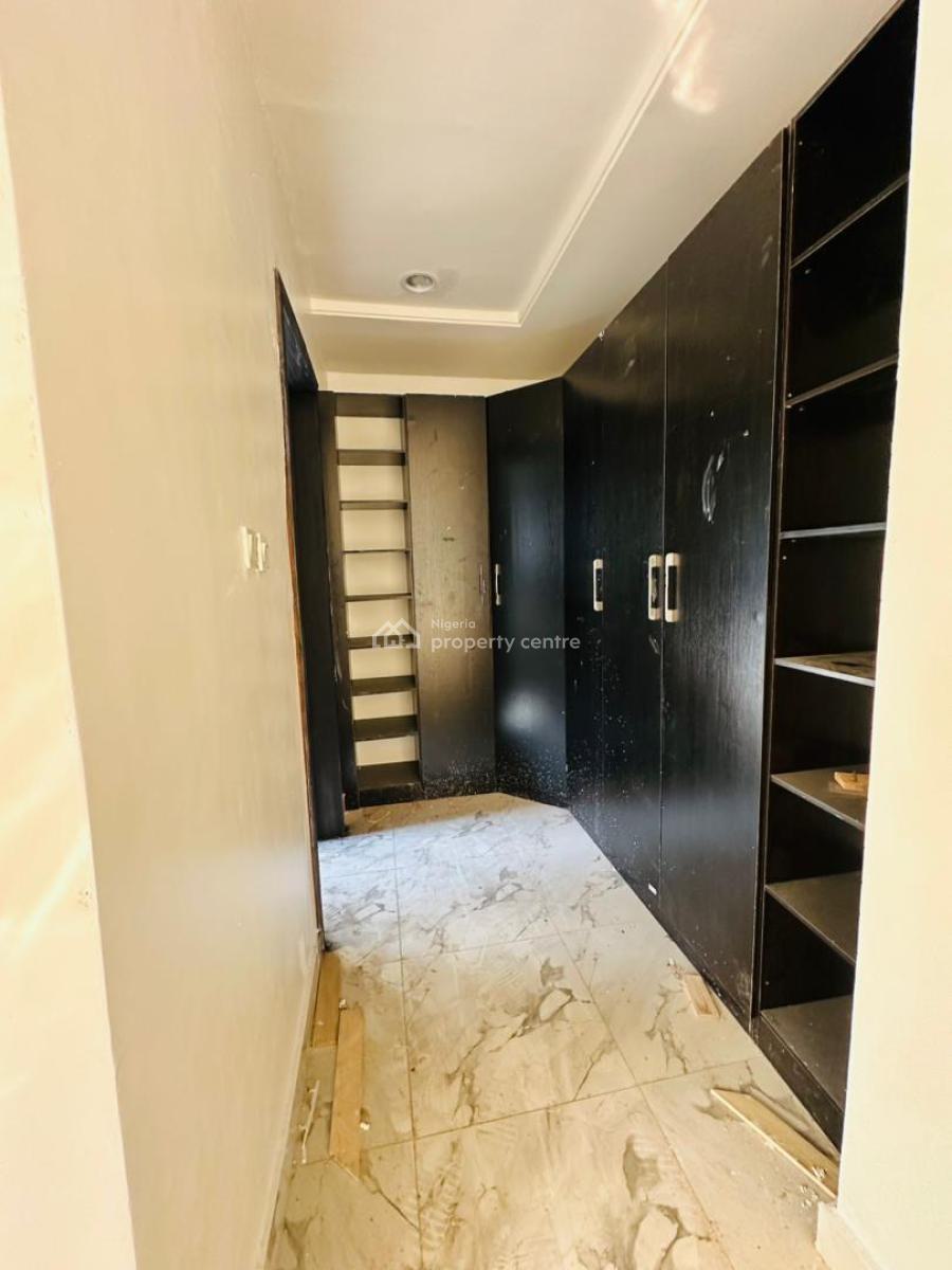 4-bedroom Semi-detached Duplex with Bq   Location: Maryland, Lagos, Secure Estate Offering Privacy & Comfort, Maryland, Lagos, Semi-detached Duplex for Sale