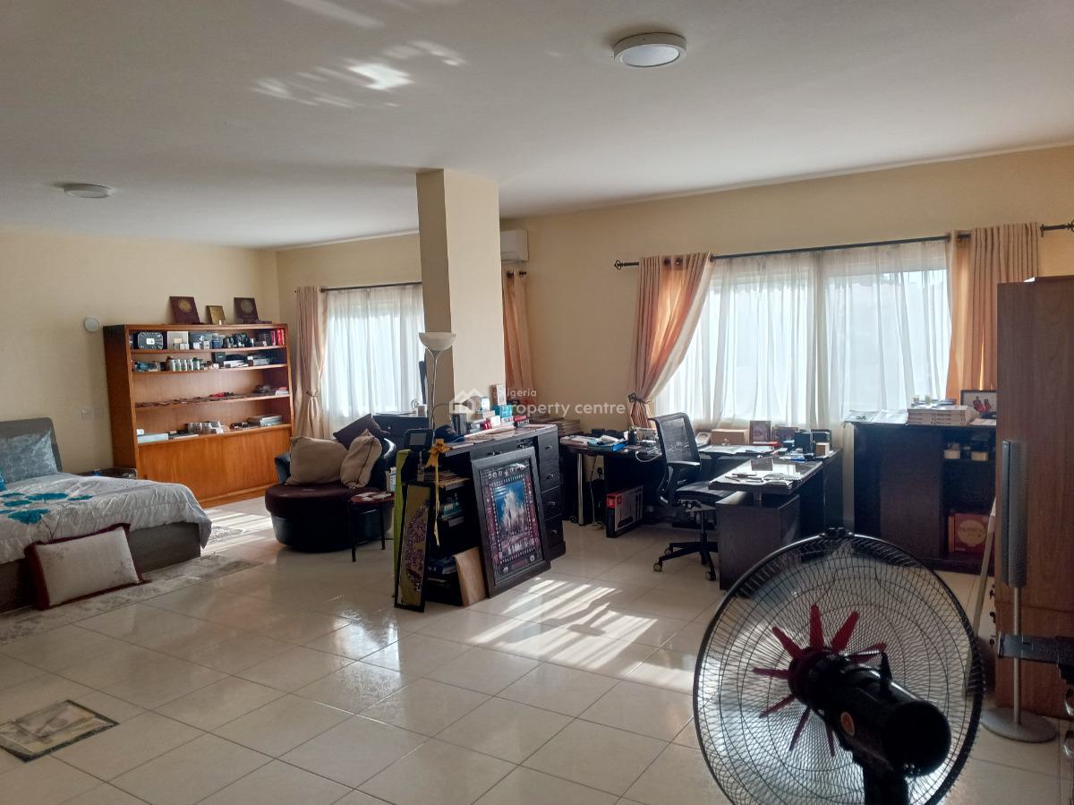 Luxury 4 Bed Pentfloor Flat, Admiralty Towers, Gerard Road, Old Ikoyi, Ikoyi, Lagos, Flat / Apartment for Rent