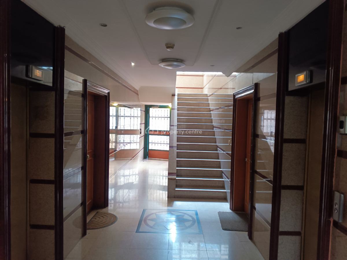 Luxury 4 Bed Pentfloor Flat, Admiralty Towers, Gerard Road, Old Ikoyi, Ikoyi, Lagos, Flat / Apartment for Rent