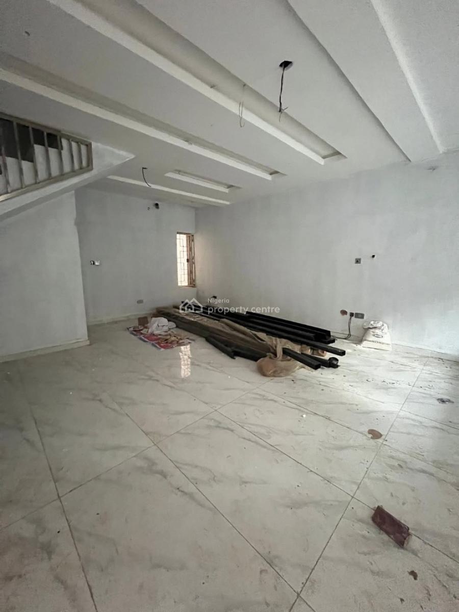 Pristine 4bedroom Terrace, Guzape District, Abuja, Terraced Duplex for Sale