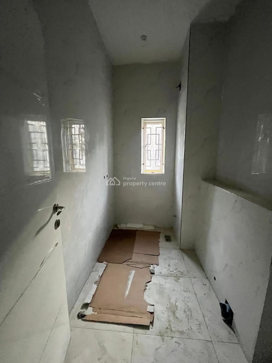 Pristine 4bedroom Terrace, Guzape District, Abuja, Terraced Duplex for Sale