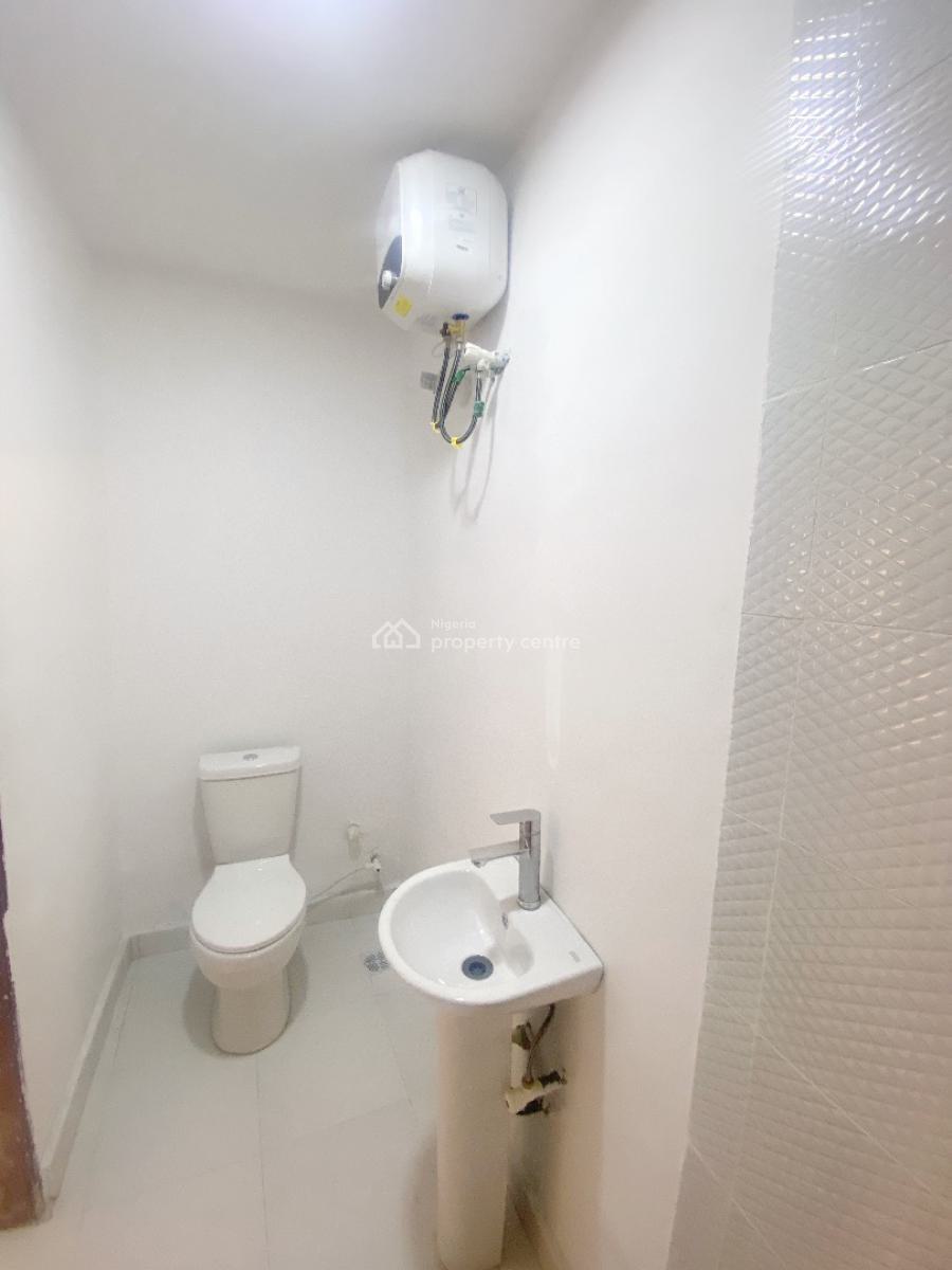 a Newly Renovated Spacious 2 Bedroom Flat, Omole Phase 2, Ikeja, Lagos, Flat / Apartment for Rent
