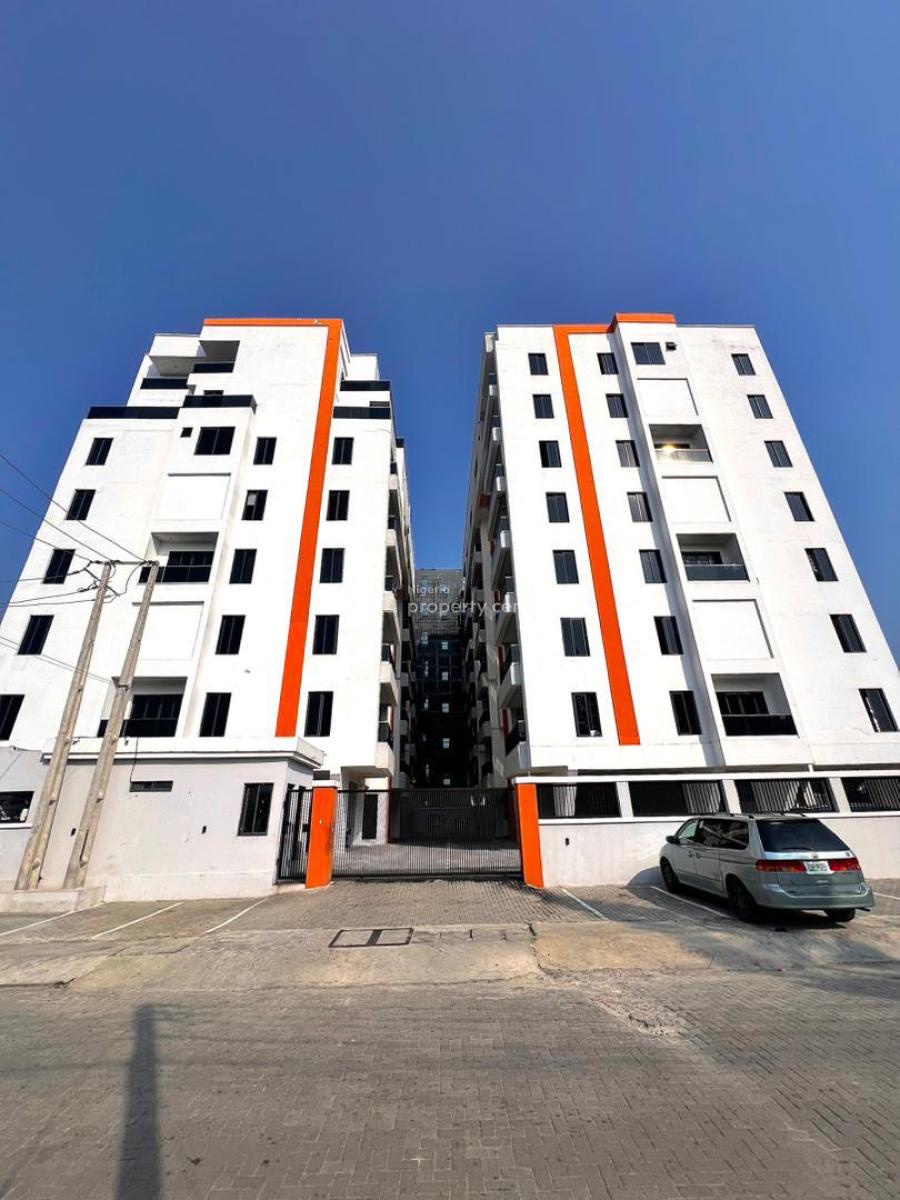 Spacious 3 Bedroom Apartment with Staff Quarters, Elevator, Cinema,, Comes with Swimming Pool, Staff Quarters, Gym, Elevator & Bq, Lekki Phase 1, Lekki, Lagos, Flat / Apartment for Sale