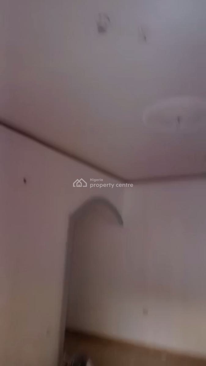 Lovely Ground Floor 2 Bedroom Apartment, Via Cement Bus Stop, Mangoro, Ikeja, Lagos, Flat / Apartment for Rent