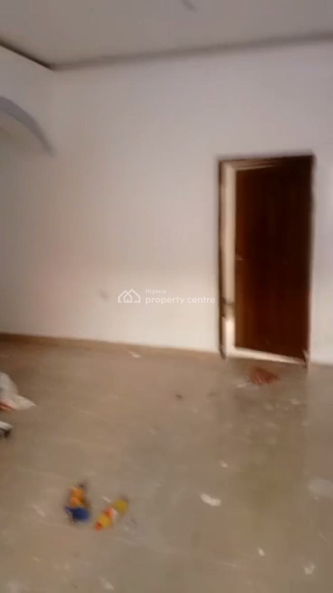 Lovely Ground Floor 2 Bedroom Apartment, Via Cement Bus Stop, Mangoro, Ikeja, Lagos, Flat / Apartment for Rent