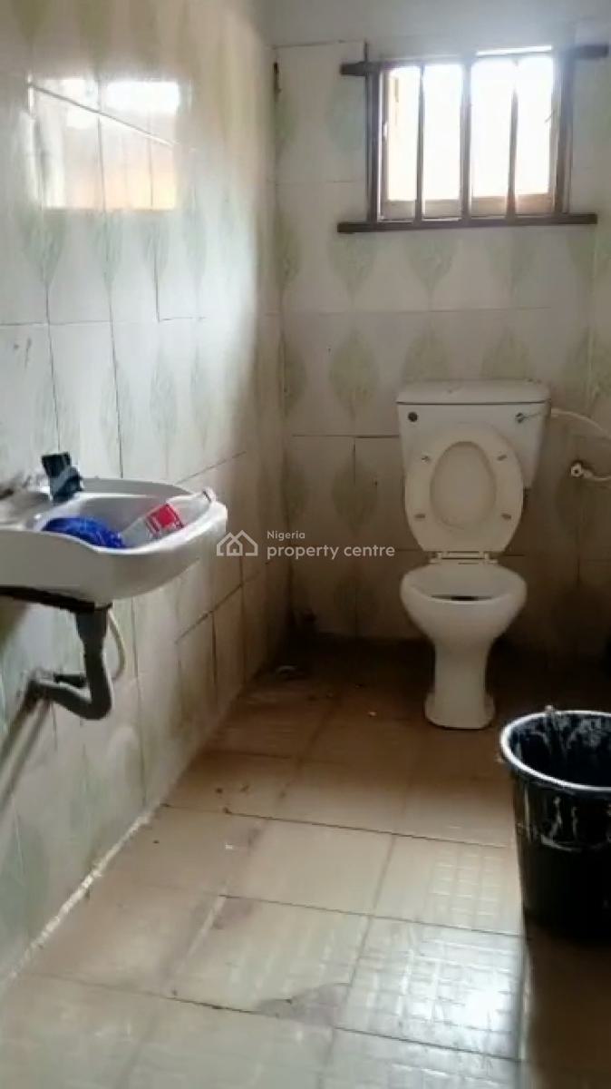 Lovely Ground Floor 2 Bedroom Apartment, Via Cement Bus Stop, Mangoro, Ikeja, Lagos, Flat / Apartment for Rent