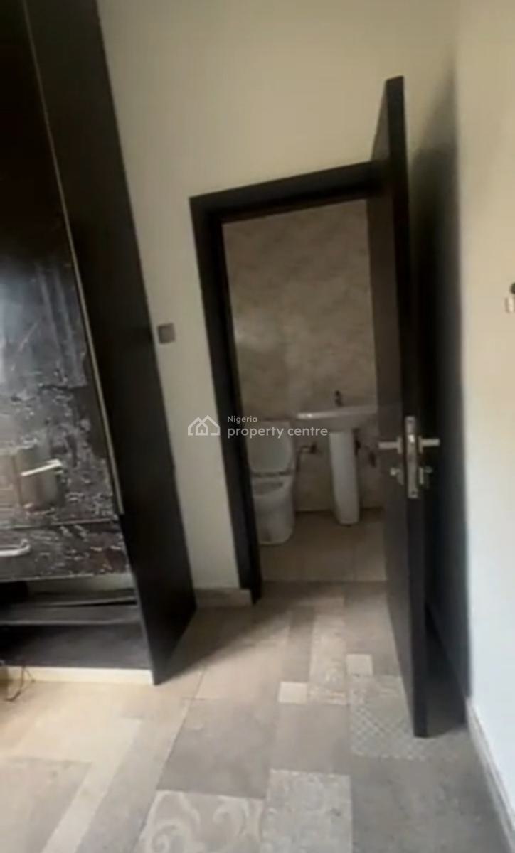 Compact Guest Room ( Downstairs - Video Available}, Lekki County Homes, Ikota, Lekki, Lagos, Self Contain (single Rooms) for Rent