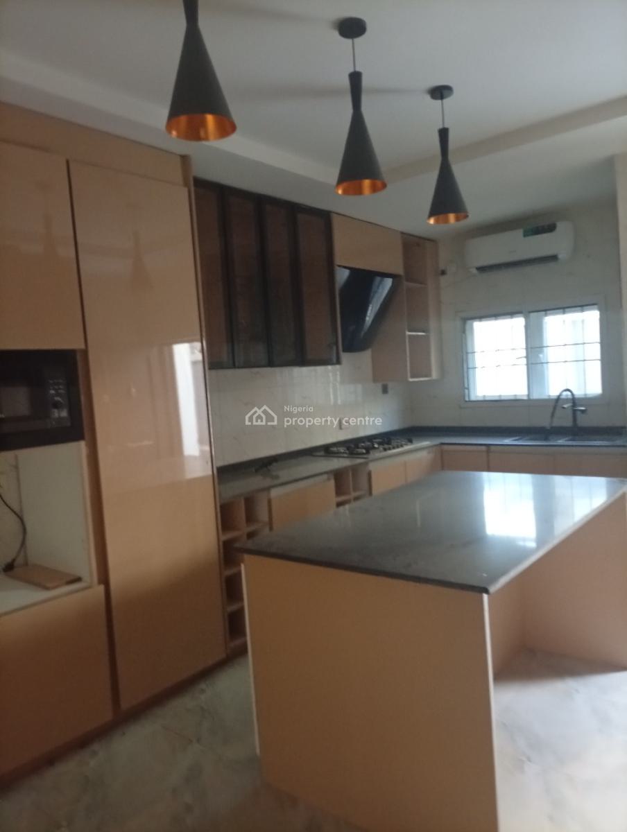Tastefully Finished and Spacious 4 Bedroom Terraced Duplex with a Bq, Guzape District, Abuja, Terraced Duplex for Rent
