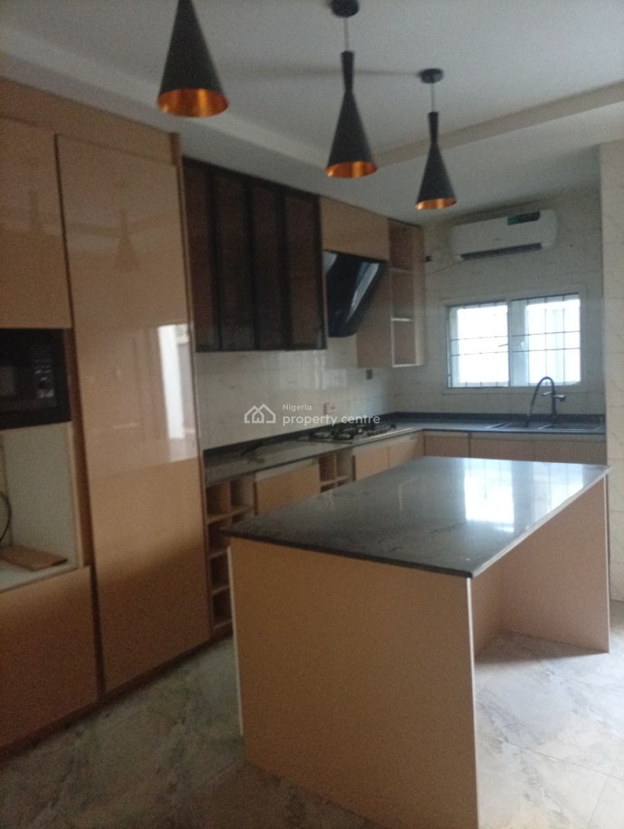 Tastefully Finished and Spacious 4 Bedroom Terraced Duplex with a Bq, Guzape District, Abuja, Terraced Duplex for Rent