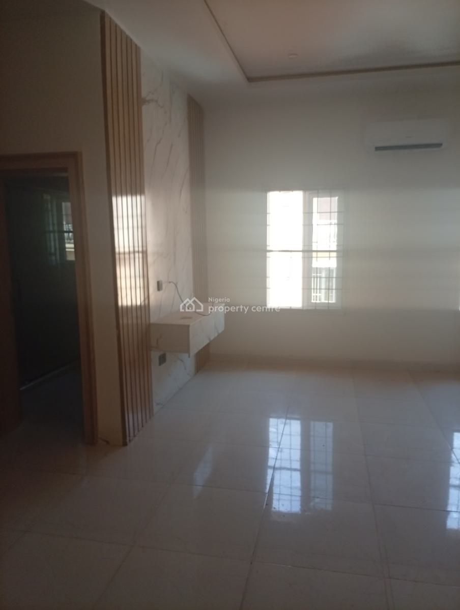 Tastefully Finished and Spacious 4 Bedroom Terraced Duplex with a Bq, Guzape District, Abuja, Terraced Duplex for Rent